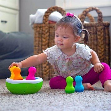Sorter-balancer Fat Brain Toys Spinny Pins Nevalyashka (F248ML)