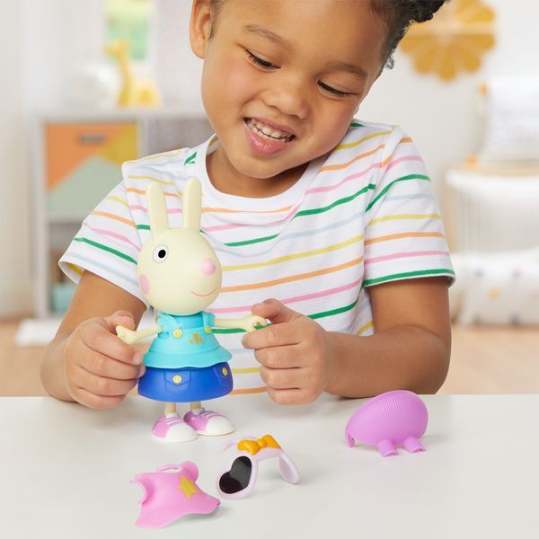 Ігровий набір PEPPA FIGURINES серії "Модна пригода" - ОДЯГНИ РЕБЕККУ G0329 фото