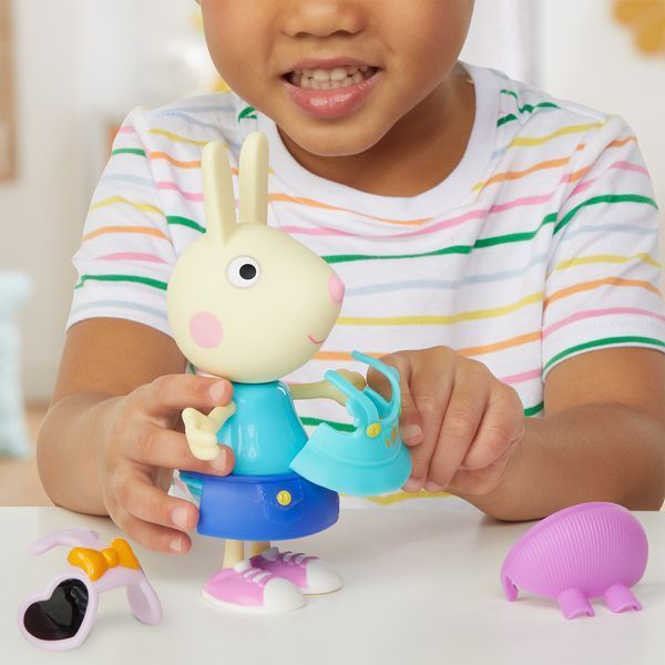 Ігровий набір PEPPA FIGURINES серії "Модна пригода" - ОДЯГНИ РЕБЕККУ G0329 фото