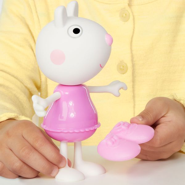 Ігровий набір PEPPA FIGURINES серії "Модна пригода" - ОДЯГНИ СЮЗІ G0330 фото