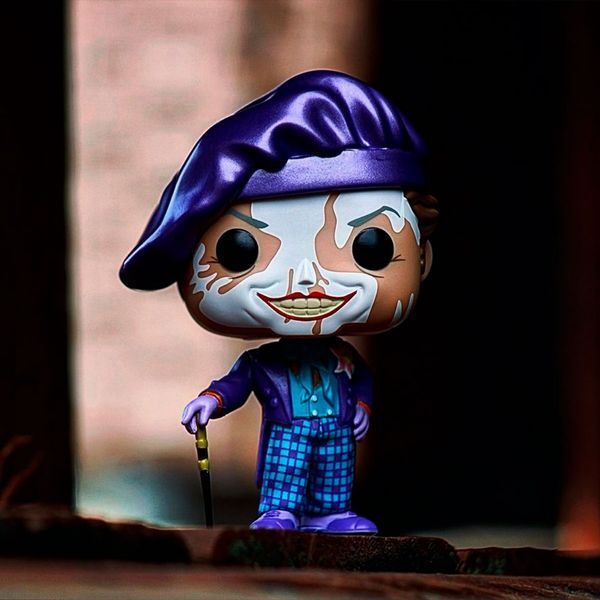 Figurină de acțiune FUNKO POP! seria &bdquo;Batman 1989&rdquo; &ndash; JOKER CU PĂLĂRIE CU GOARE 47709 fotografie
